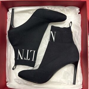 Valentino Garavani bootie